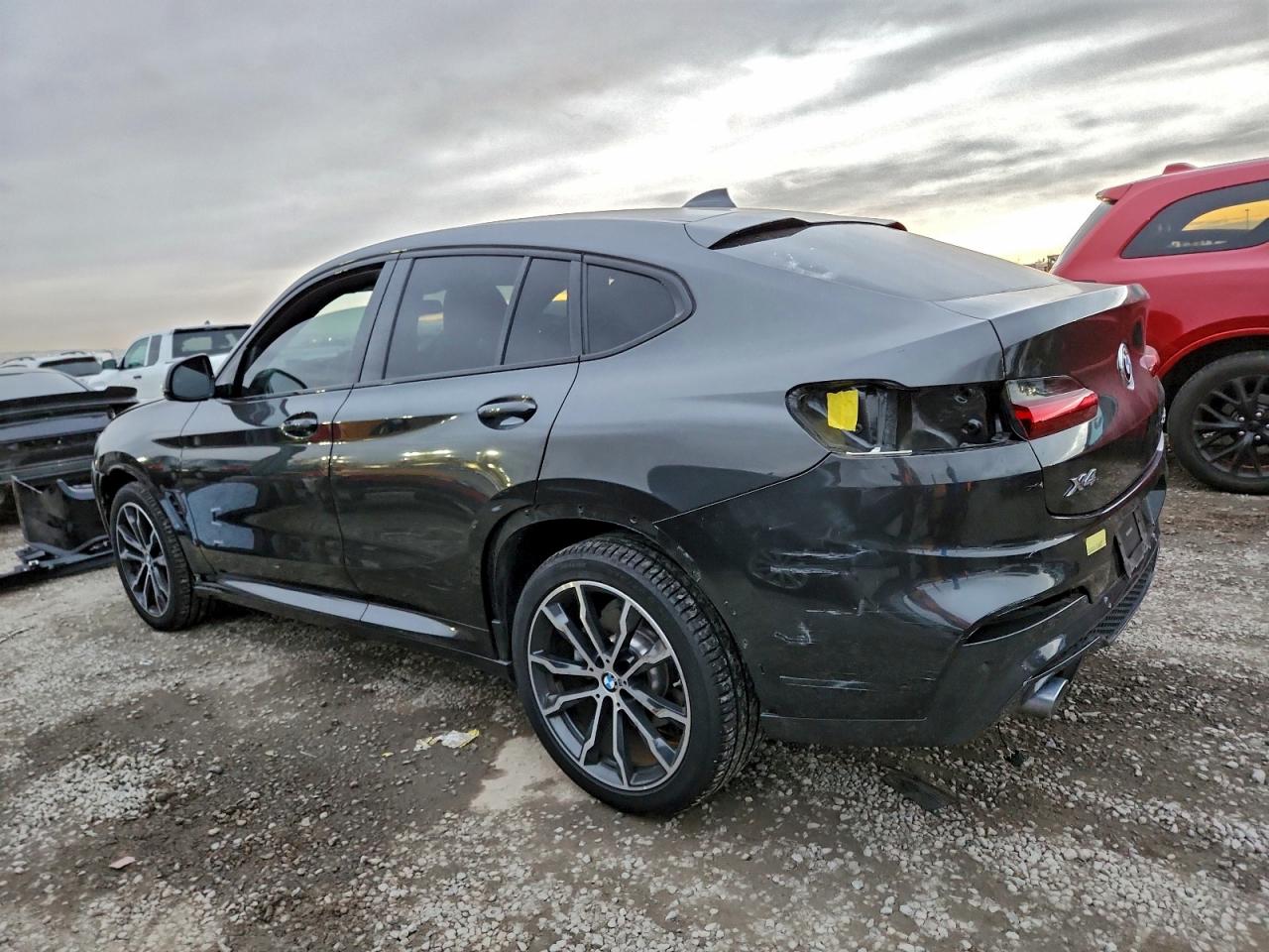 2020 BMW X4 XDRIVE30I photo 2