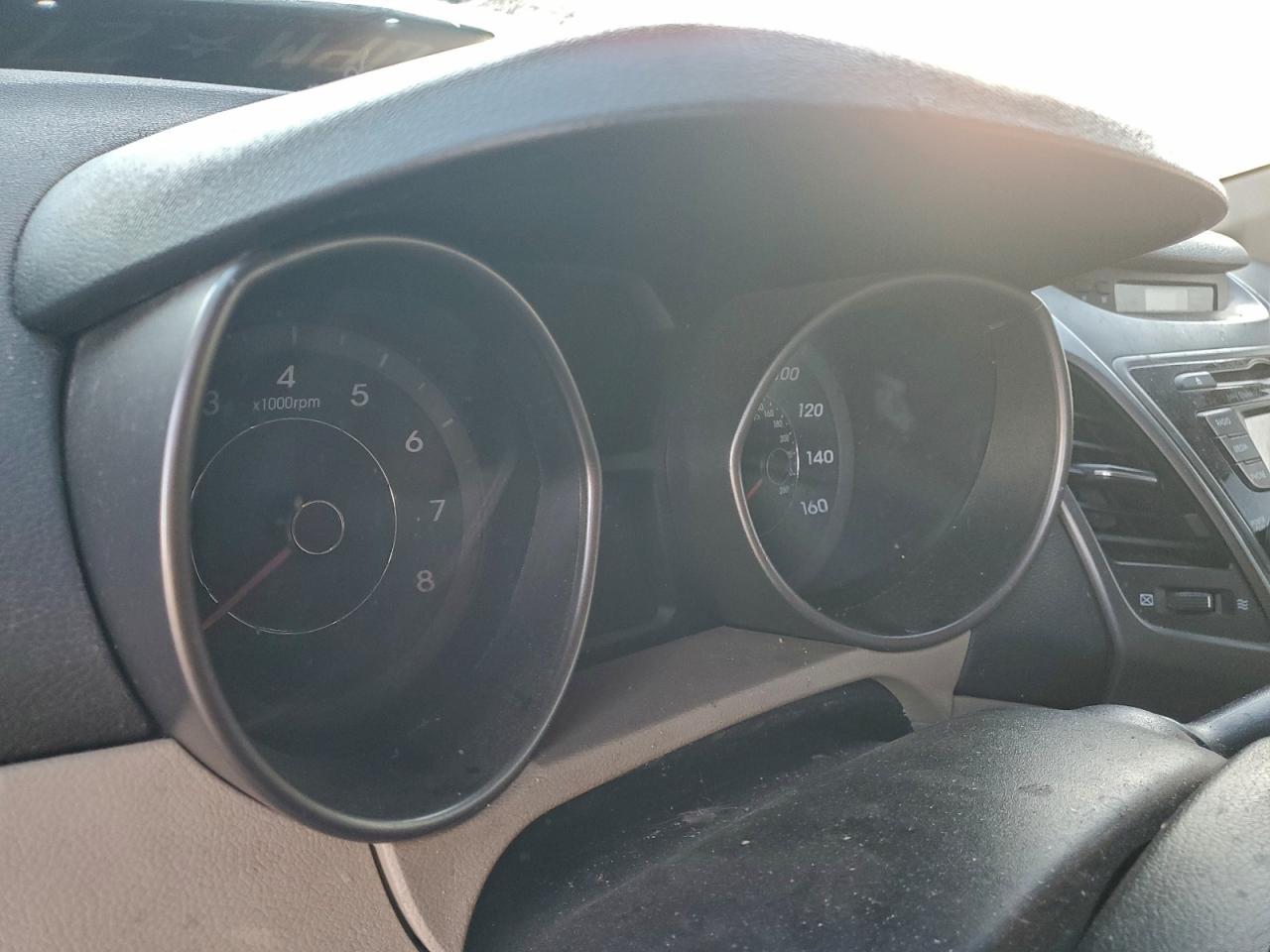 2015 HYUNDAI ELANTRA SE photo 17