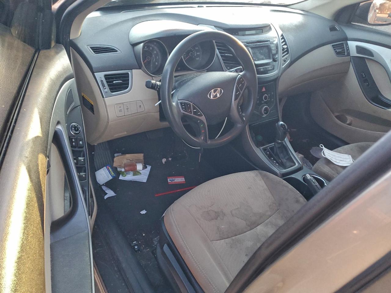 2015 HYUNDAI ELANTRA SE photo 15