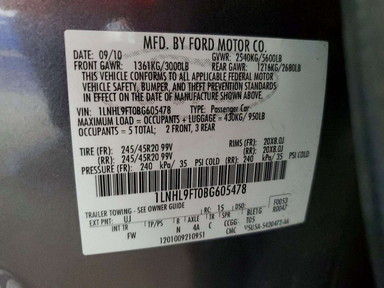 2011 LINCOLN MKS photo 13