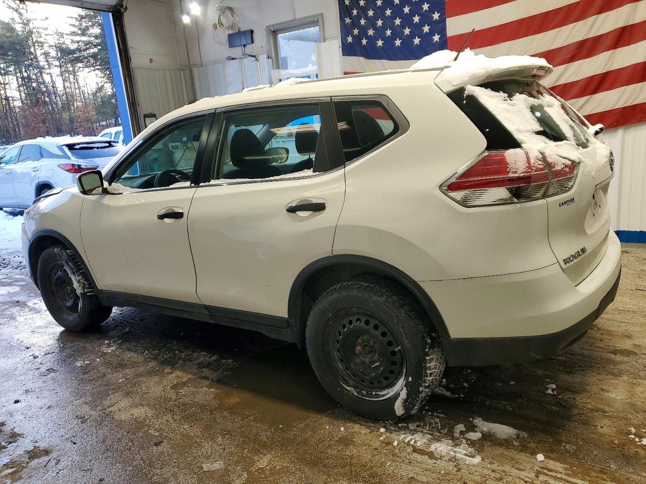 2016 NISSAN ROGUE S photo 2