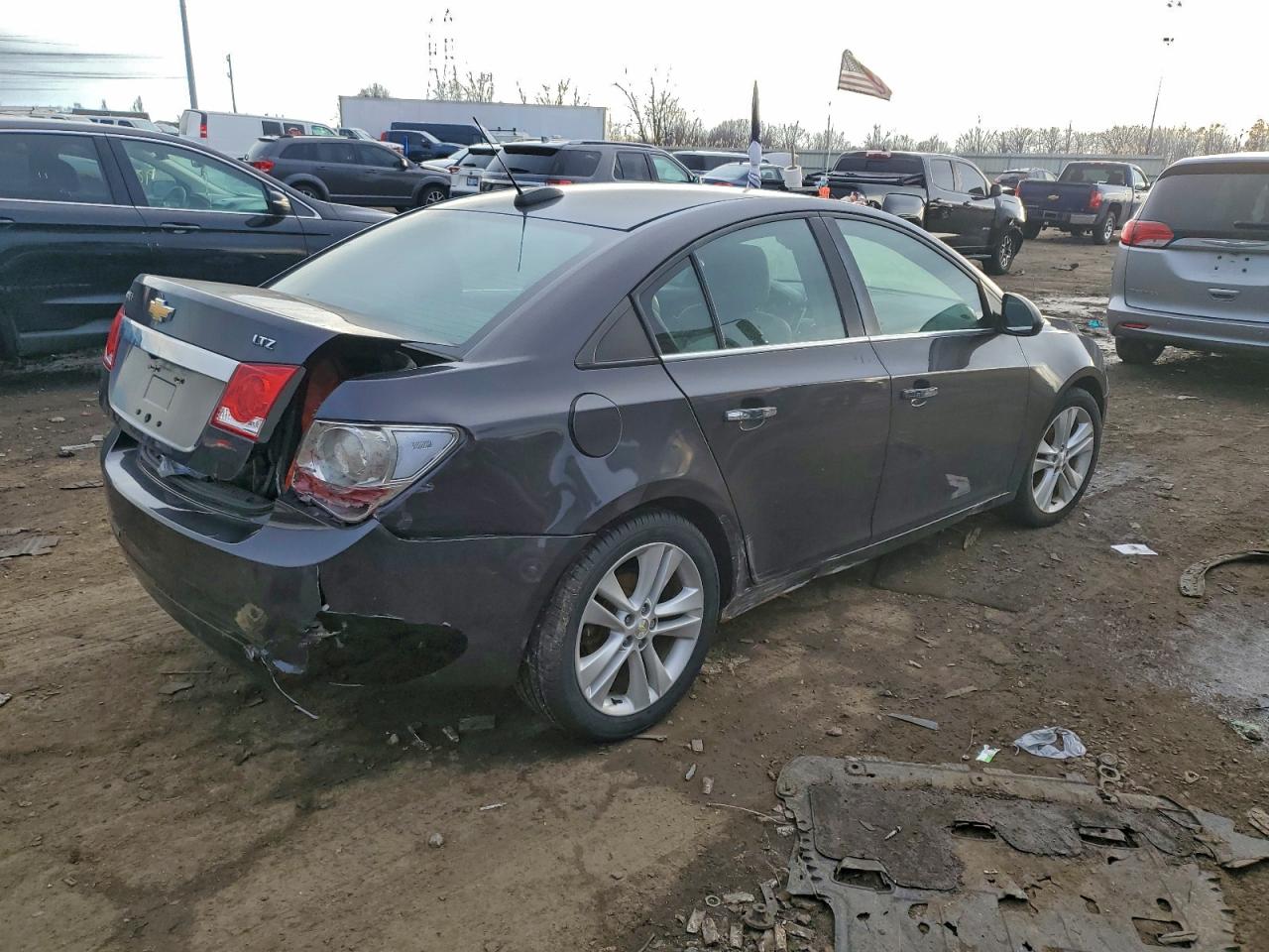 2015 CHEVROLET CRUZE LTZ photo 3