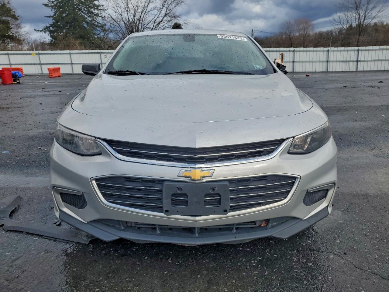 2017 CHEVROLET MALIBU LS photo 5