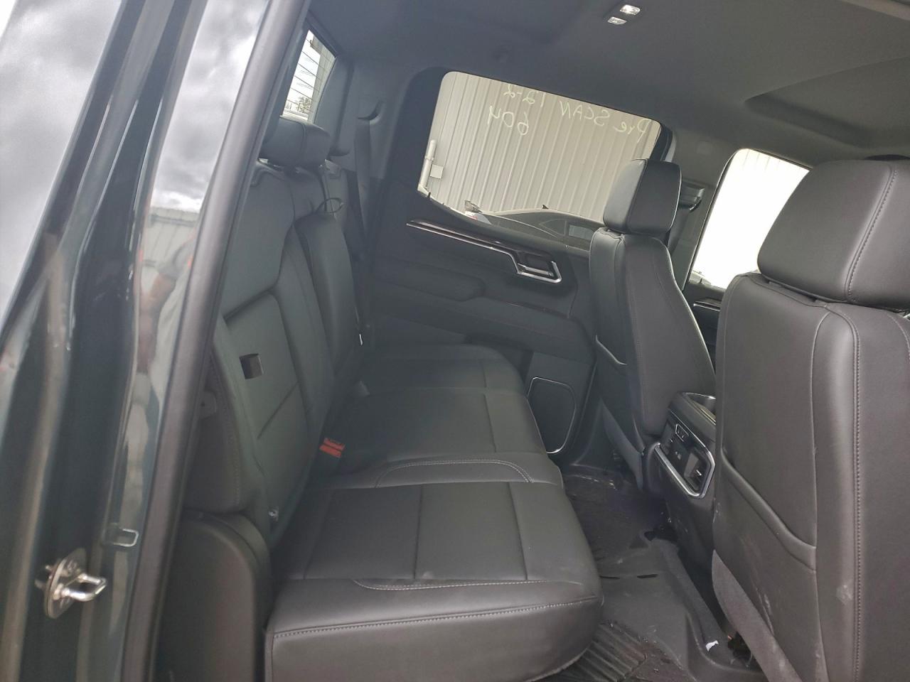 2025 CHEVROLET SILVERADO K1500 LTZ photo 19