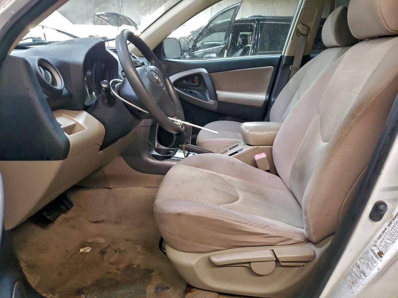 2006 TOYOTA RAV4 photo 7