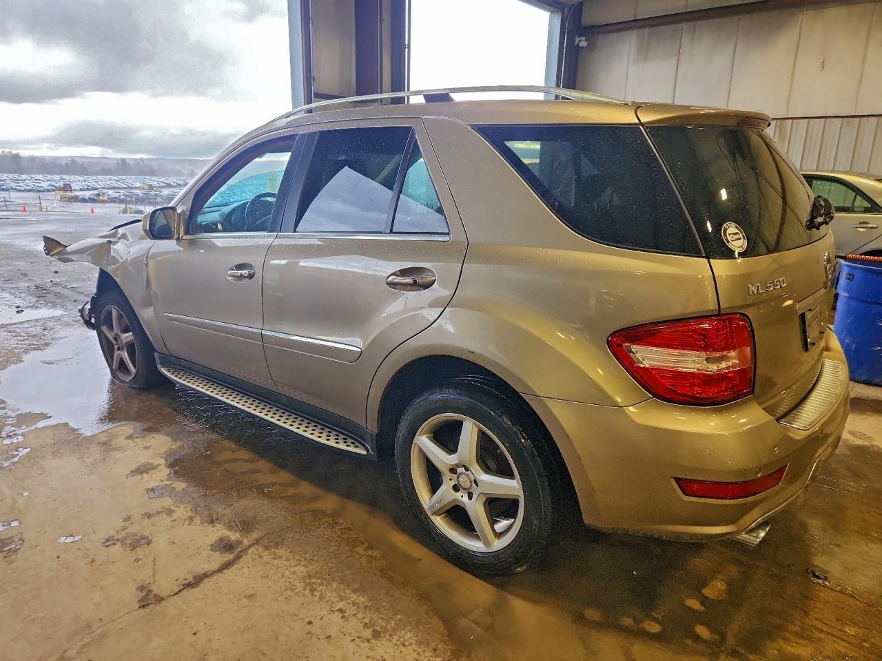 2010 MERCEDES-BENZ ML 550 4MATIC photo 2