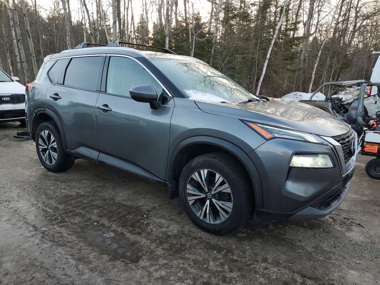2021 NISSAN ROGUE SV photo 4