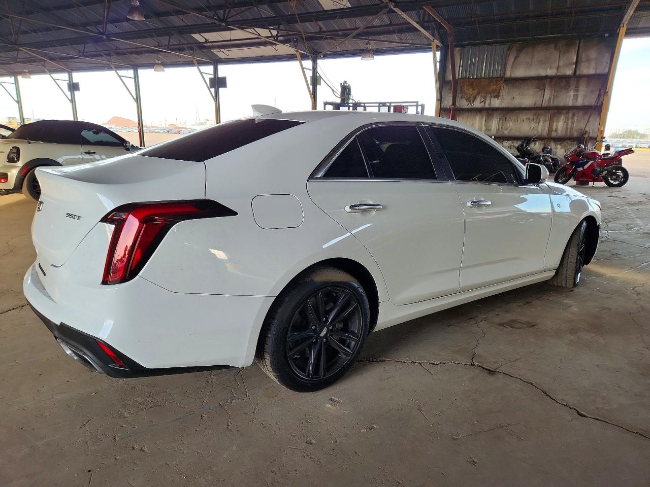 2021 CADILLAC CT4 LUXURY photo 3