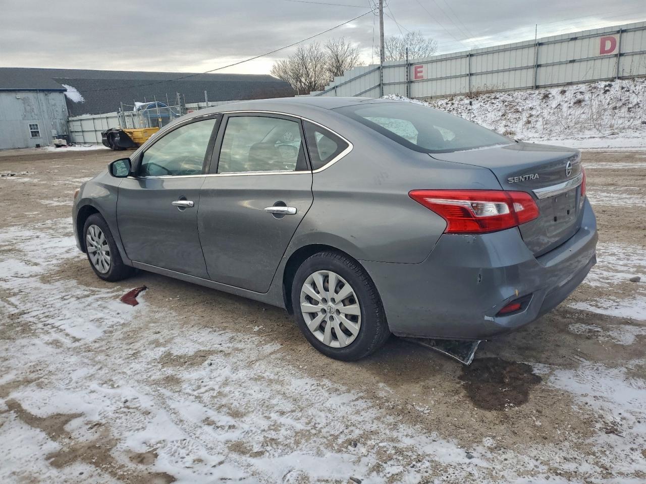 2018 NISSAN SENTRA S photo 2