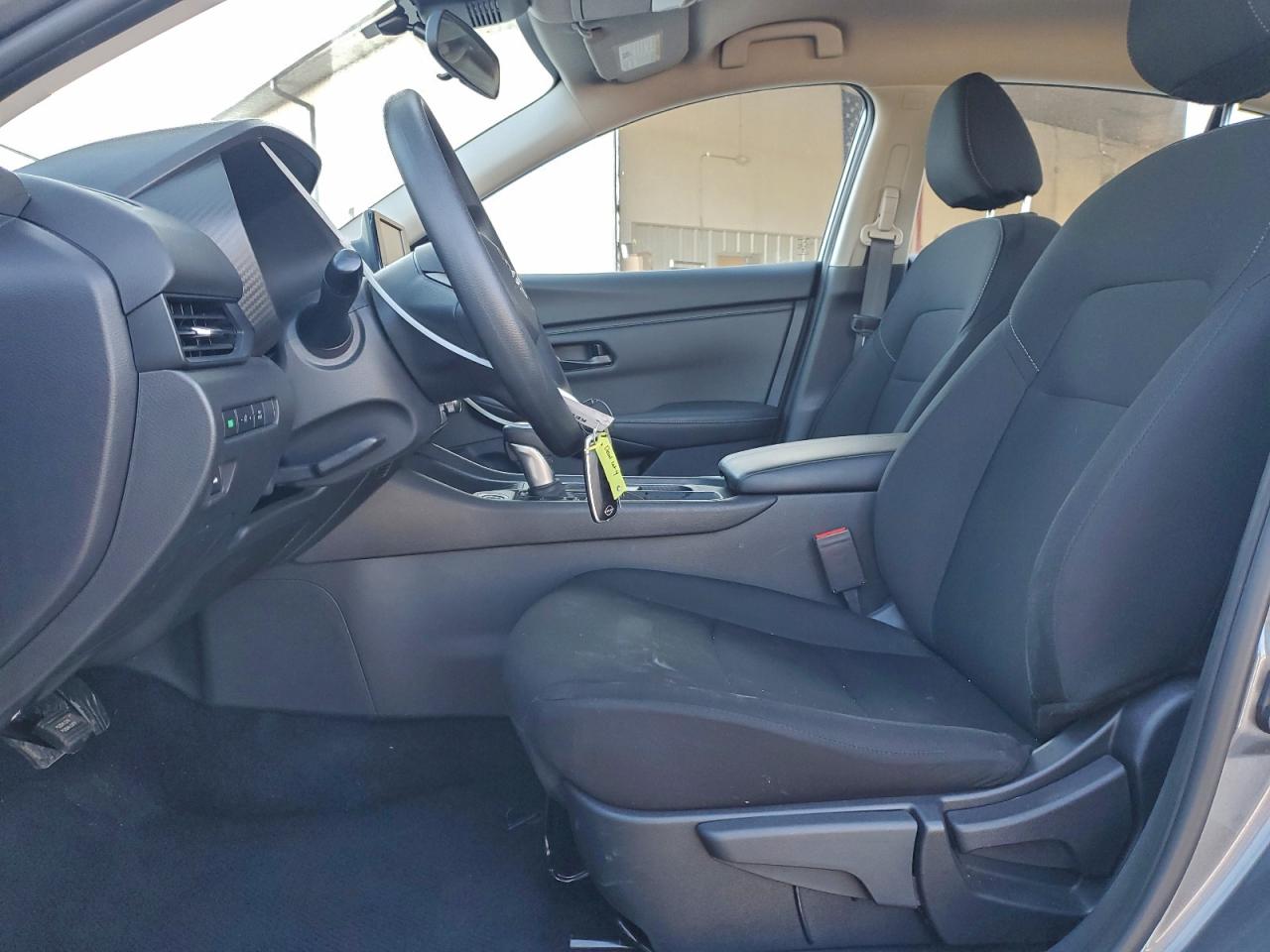 2025 NISSAN SENTRA S photo 7