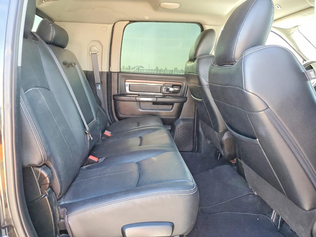 2018 RAM 3500 LARAMIE photo 10