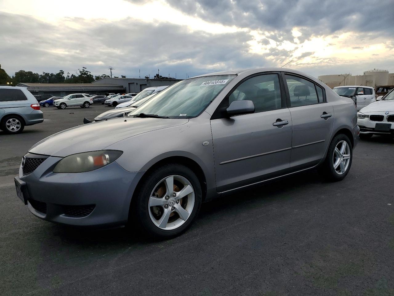 2006 MAZDA 3