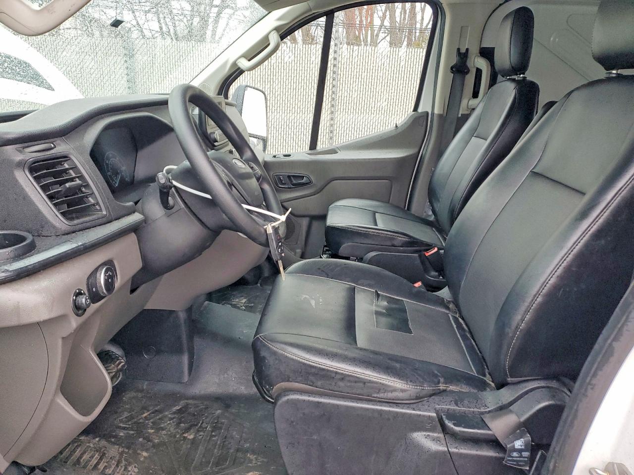 2020 FORD TRANSIT T-150 photo 7