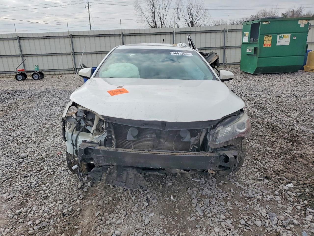 2016 TOYOTA CAMRY LE photo 5