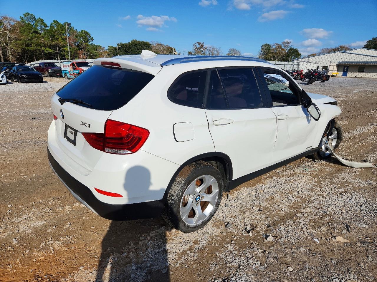 2015 BMW X1 SDRIVE28I photo 3