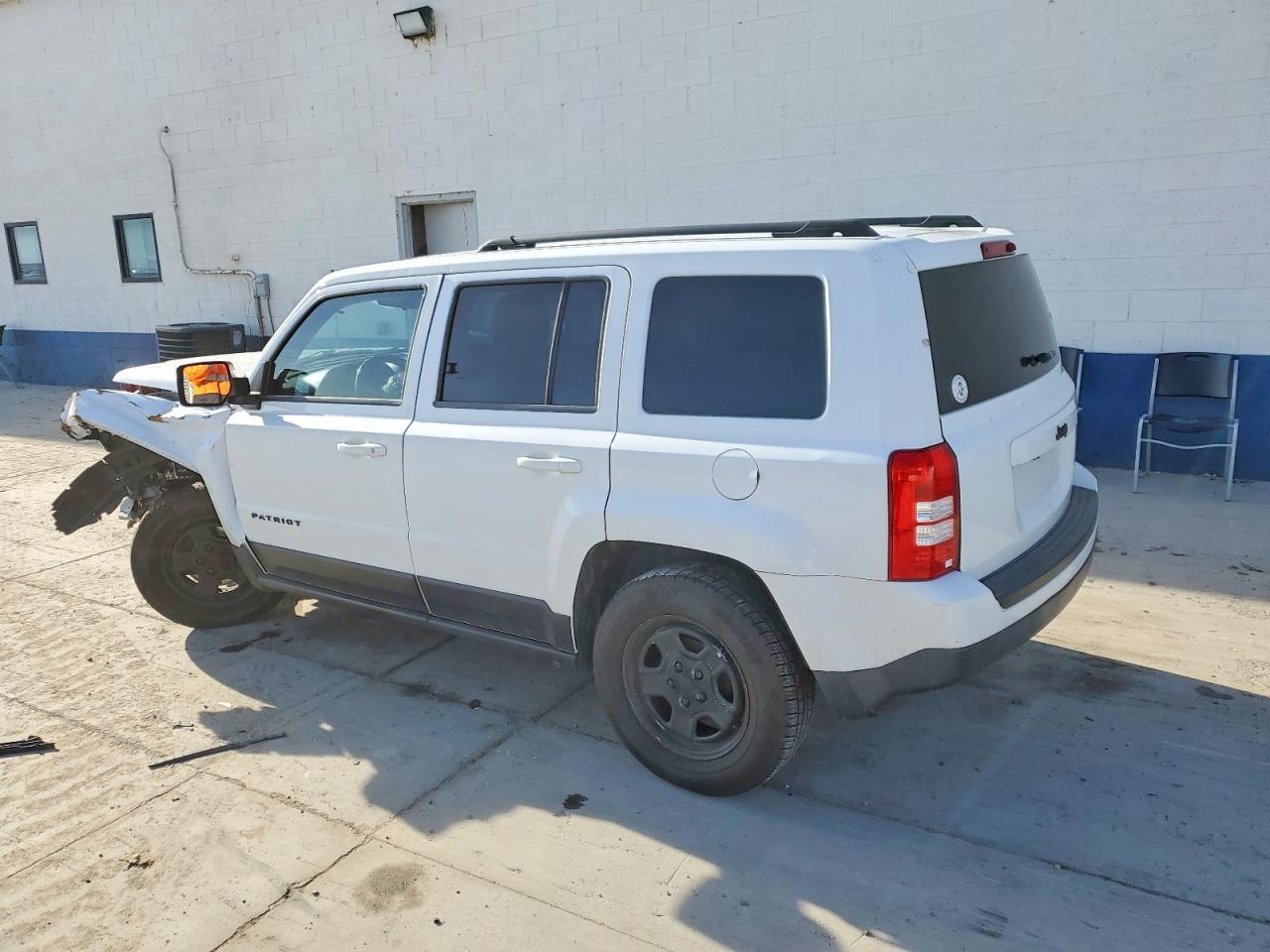2014 JEEP PATRIOT SPORT photo 2
