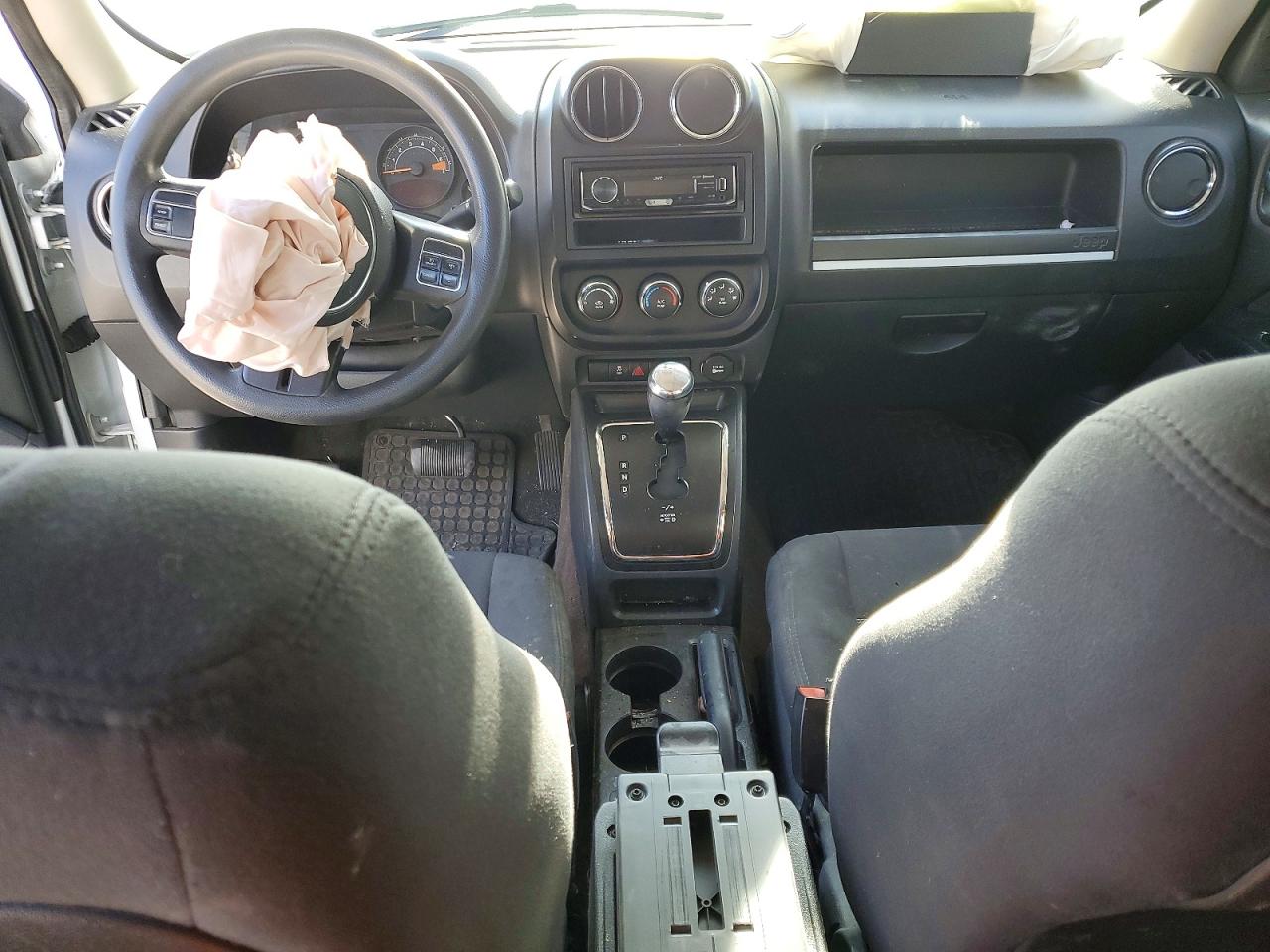 2014 JEEP PATRIOT SPORT photo 8
