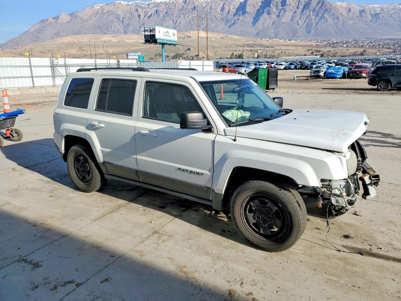 2014 JEEP PATRIOT SPORT photo 4