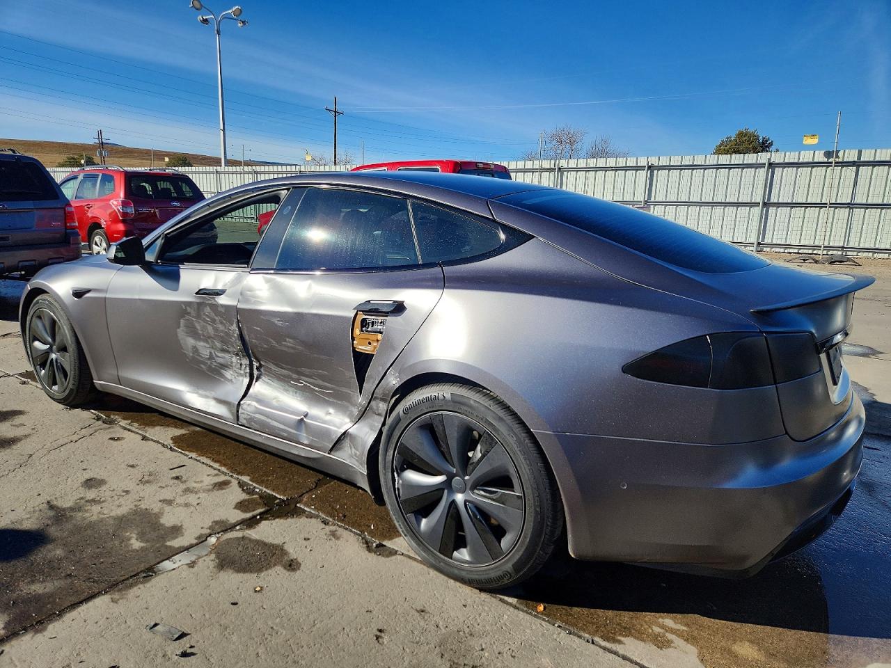2022 TESLA MODEL S photo 2