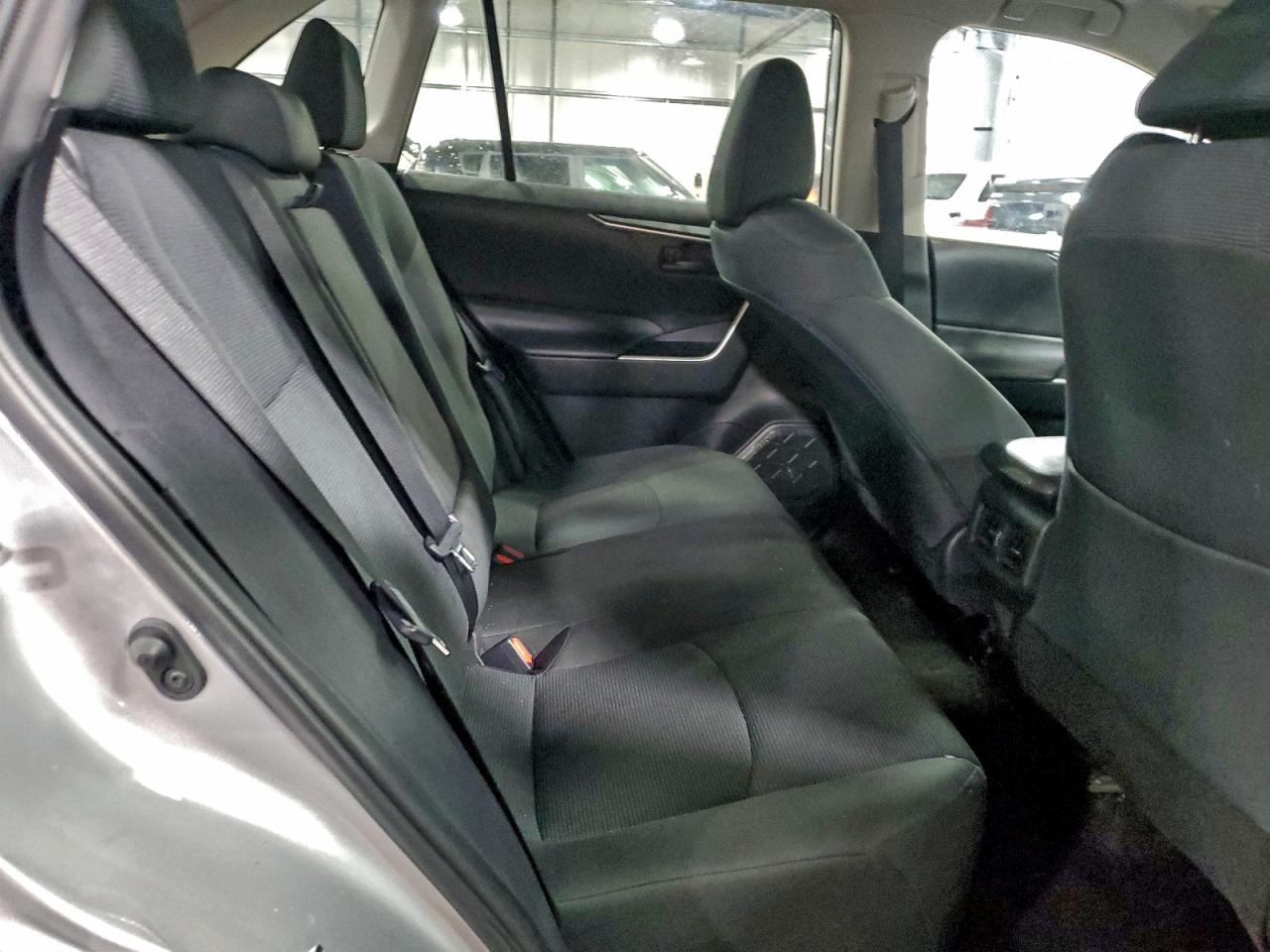 2024 TOYOTA RAV4 LE photo 11