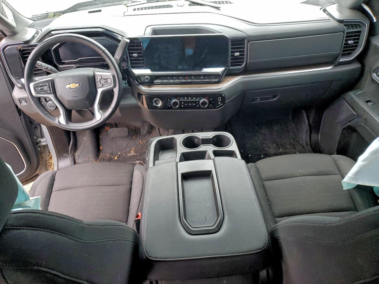 2024 CHEVROLET SILVERADO K1500 LT-L photo 8