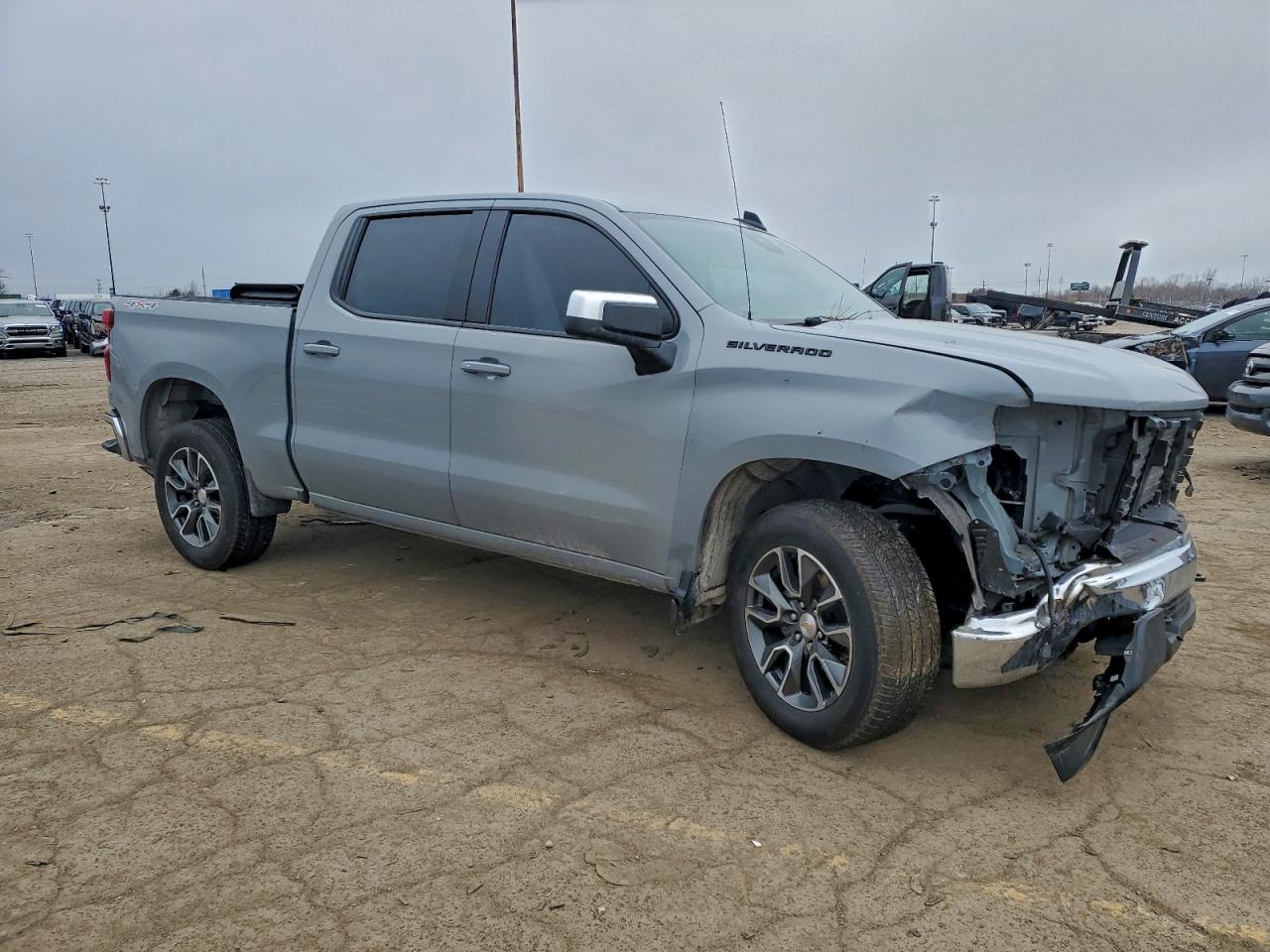2024 CHEVROLET SILVERADO K1500 LT-L photo 4