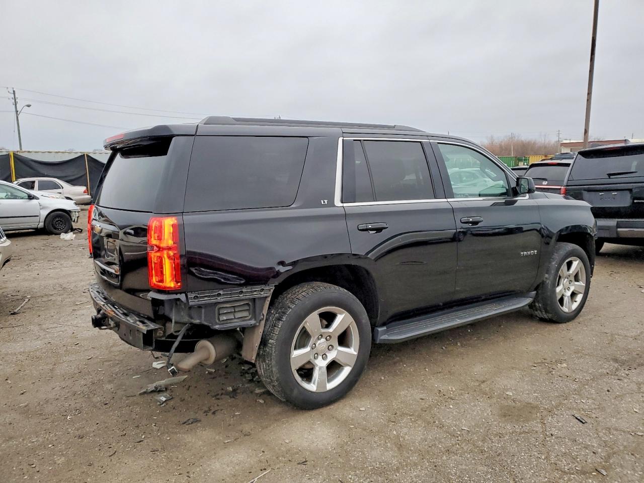 2016 CHEVROLET TAHOE K1500 LT photo 3