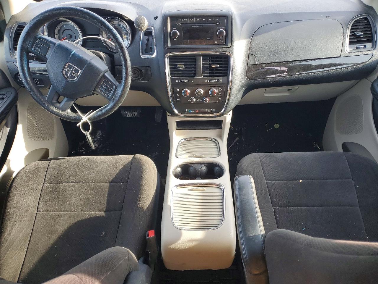 2013 DODGE GRAND CARAVAN SE photo 8