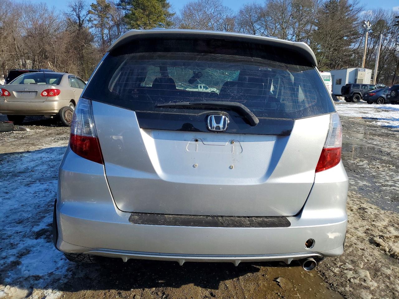 2011 HONDA FIT SPORT photo 6