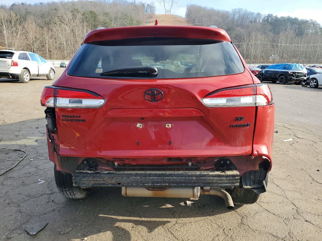 2023 TOYOTA COROLLA CROSS LE photo 6