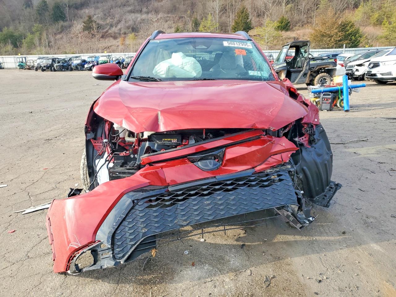 2023 TOYOTA COROLLA CROSS LE photo 5