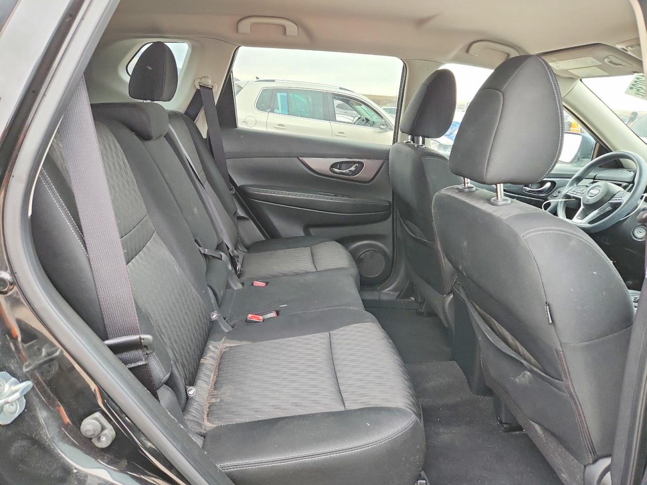 2018 NISSAN ROGUE S photo 21