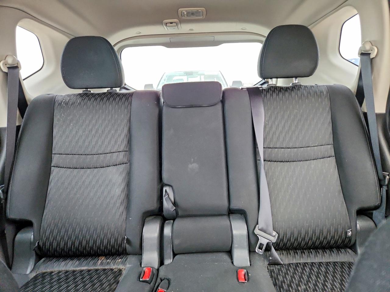 2018 NISSAN ROGUE S photo 19