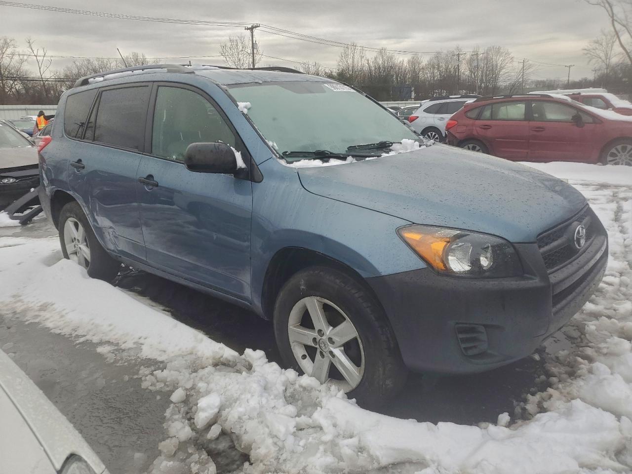 2010 TOYOTA RAV4 photo 4
