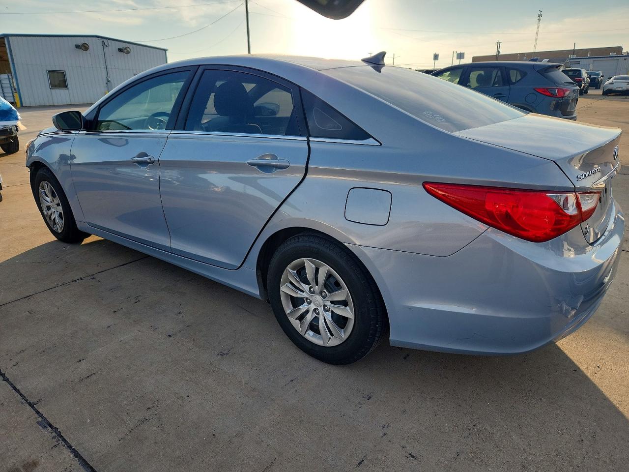 2011 HYUNDAI SONATA GLS photo 2
