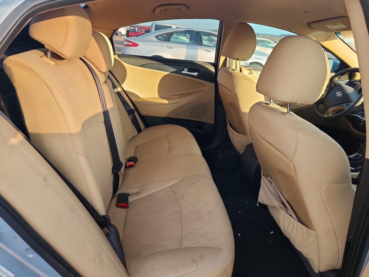 2011 HYUNDAI SONATA GLS photo 10