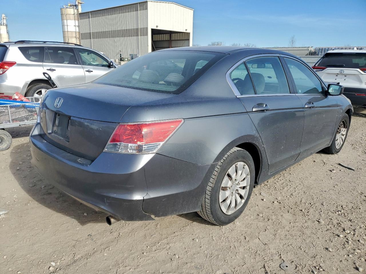 2009 HONDA ACCORD LX photo 3