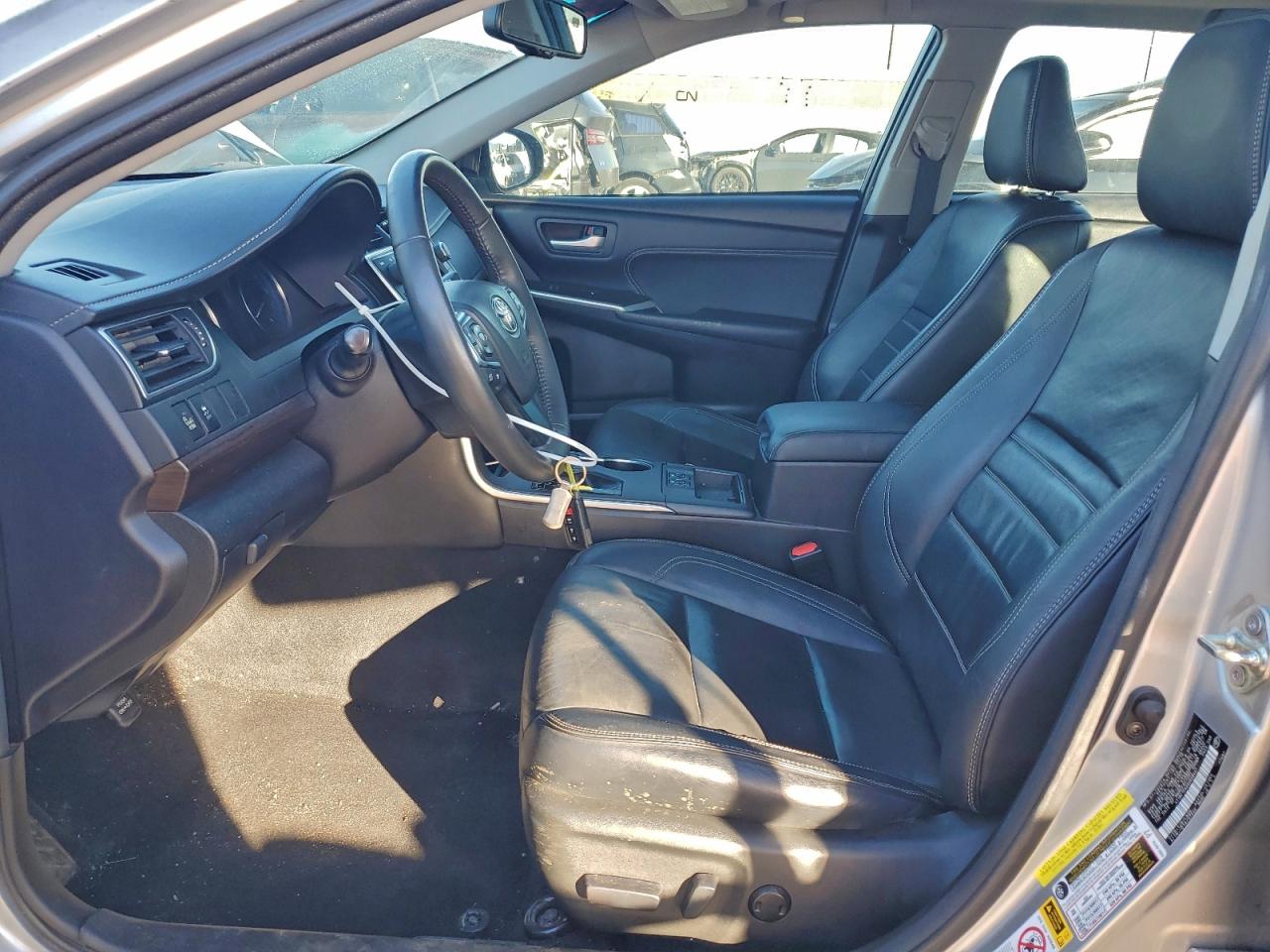 2016 TOYOTA CAMRY LE photo 7