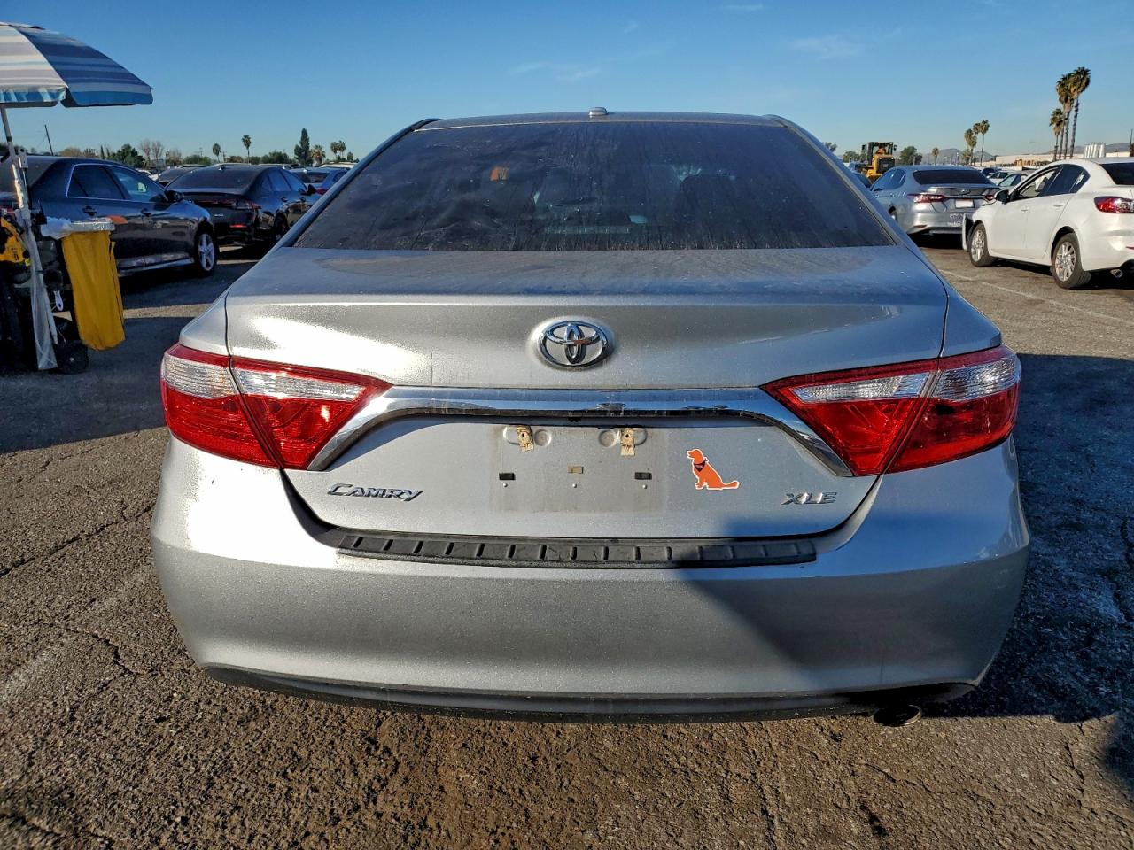 2016 TOYOTA CAMRY LE photo 6