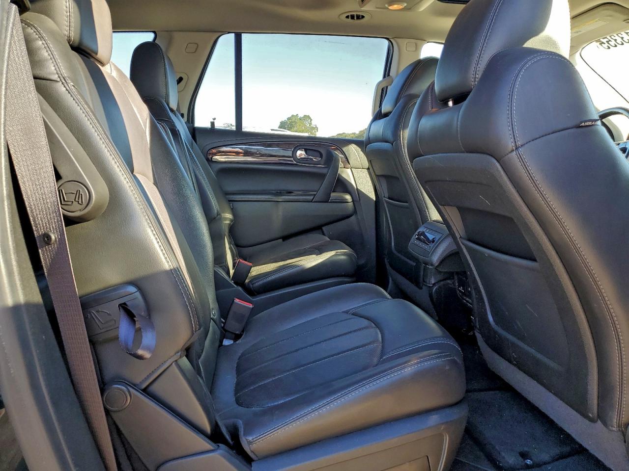 2015 BUICK ENCLAVE photo 11
