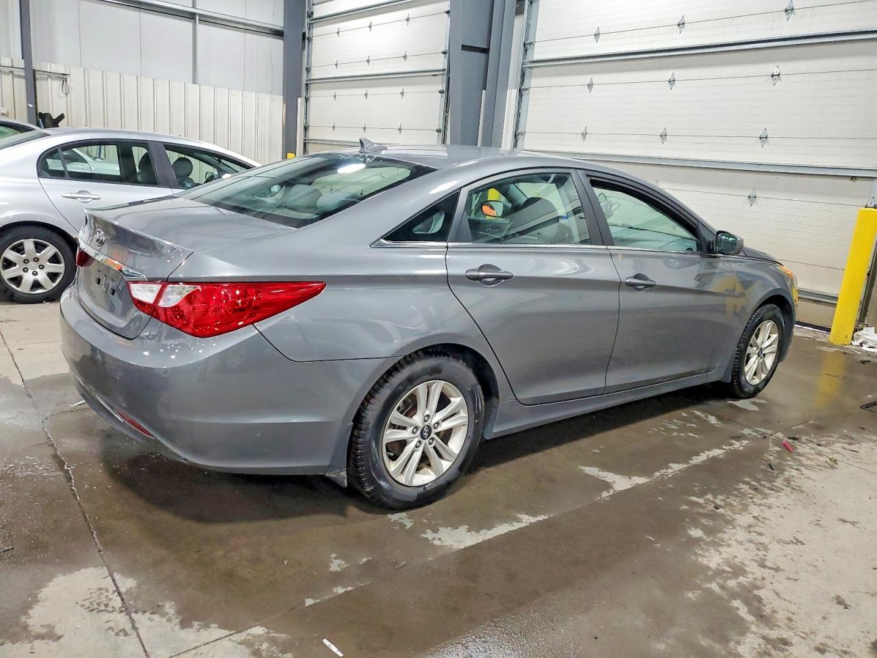 2011 HYUNDAI SONATA GLS photo 3