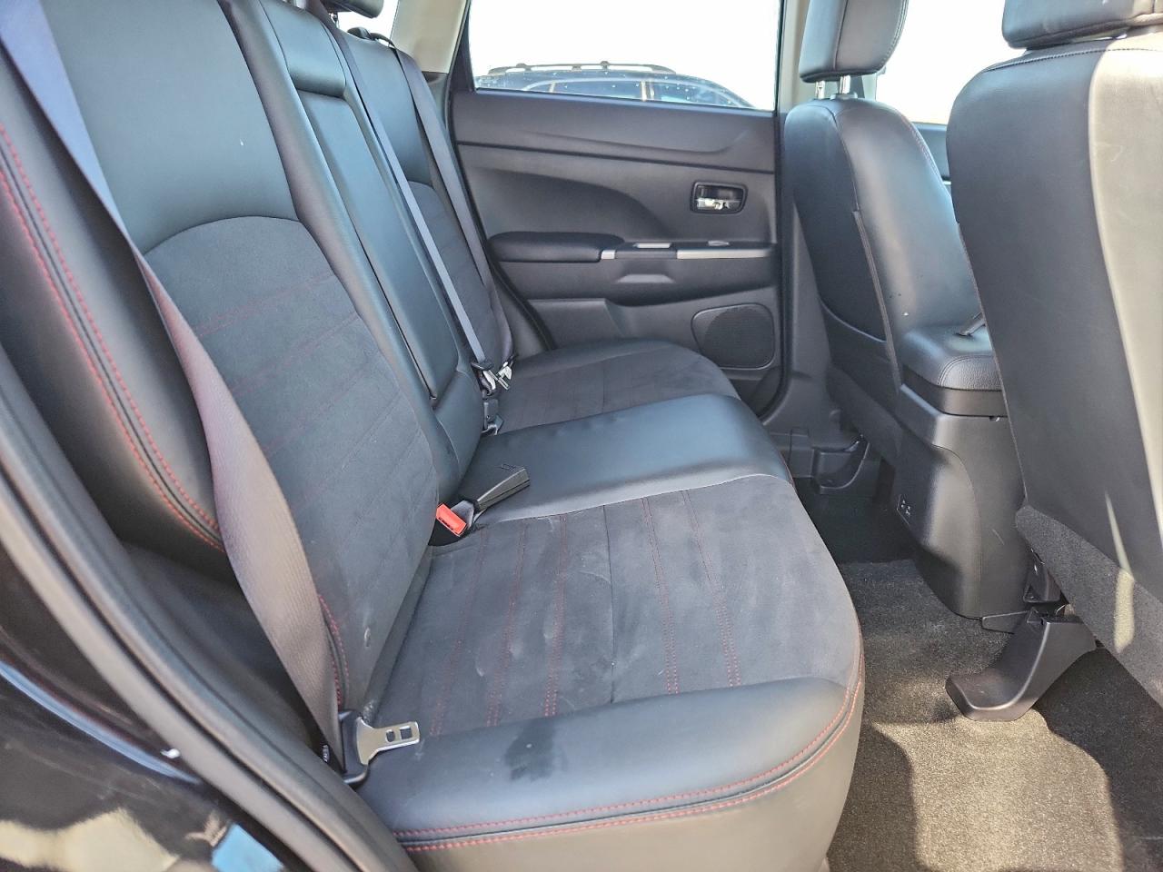 2022 MITSUBISHI OUTLANDER SPORT SE photo 10