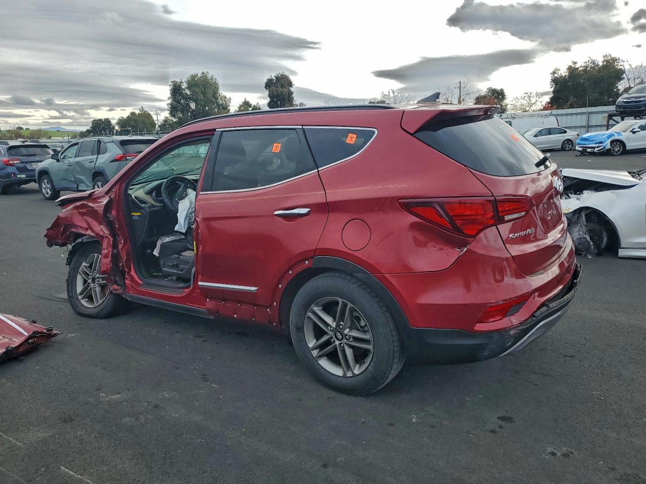 2017 HYUNDAI SANTA FE SPORT photo 2