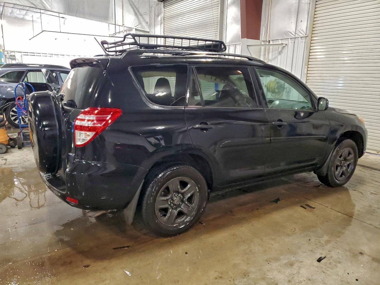 2012 TOYOTA RAV4 photo 3