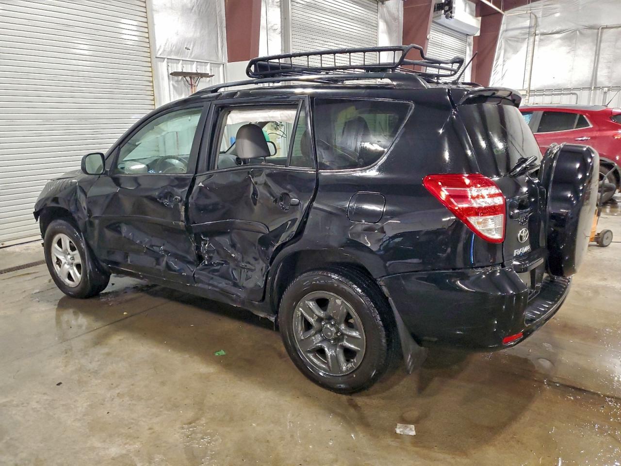 2012 TOYOTA RAV4 photo 2