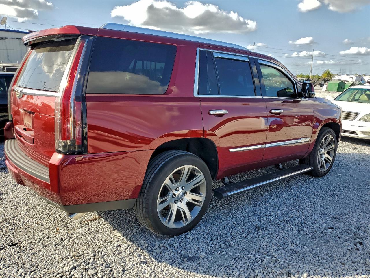 2016 CADILLAC ESCALADE PREMIUM photo 3