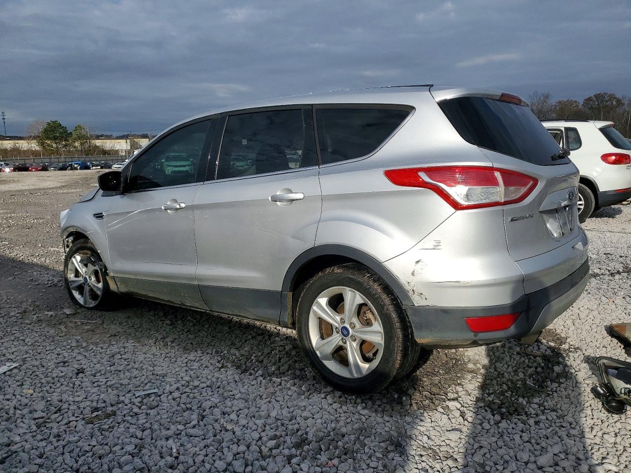 2014 FORD ESCAPE SE photo 2