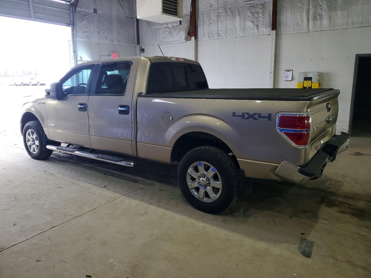 2013 FORD F150 SUPERCREW photo 2