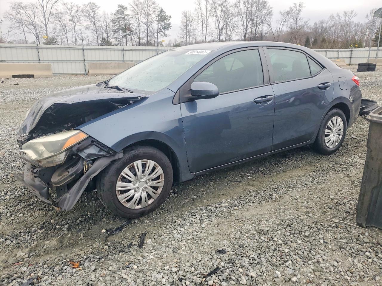 2015 TOYOTA COROLLA
