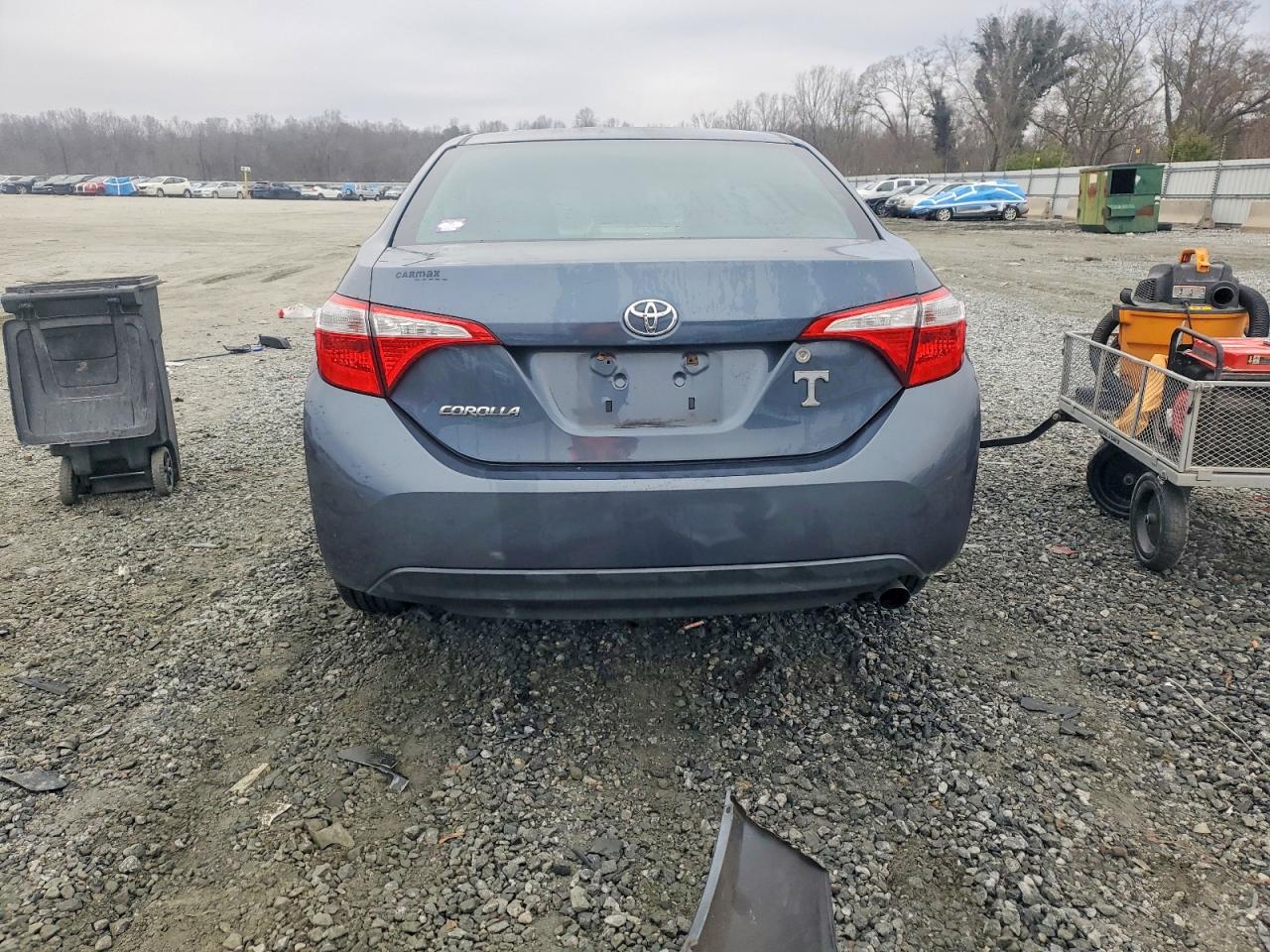 2015 TOYOTA COROLLA L photo 6